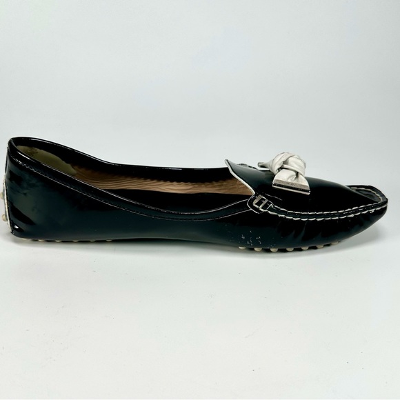 Tod's Women's Bilbao Black Patent Leather Loafers - Picture 6 of 12